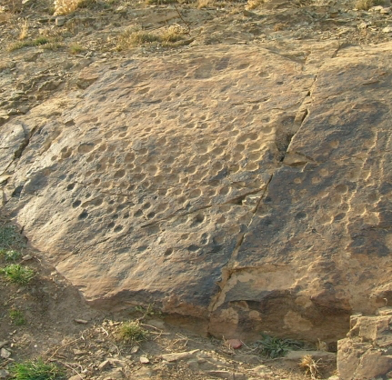 Schalenstein von Romanos Archäologie in der Azuara Impaktstruktur